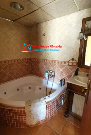 Image No.39-4 Bed Villa for sale