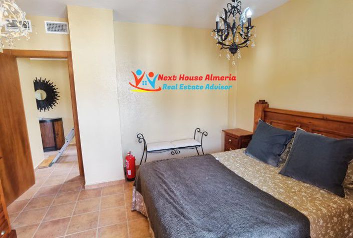 Image No.50-4 Bed Villa for sale