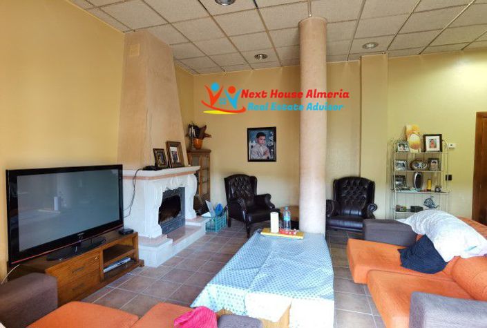 Image No.10-4 Bed Villa for sale