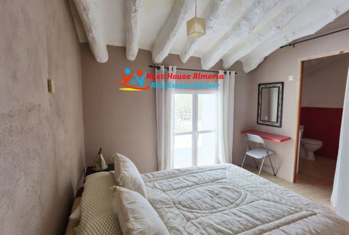 Image No.44-5 Bed Country House for sale