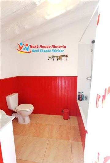 Image No.45-5 Bed Country House for sale