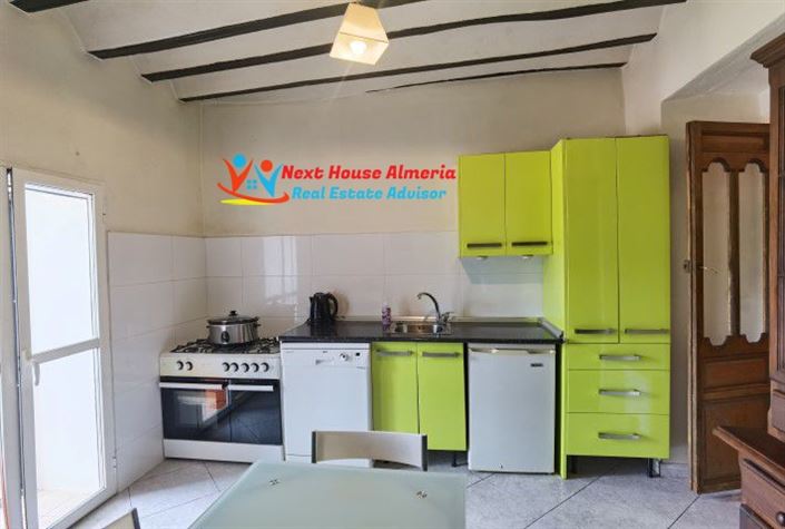 Image No.10-5 Bed Country House for sale