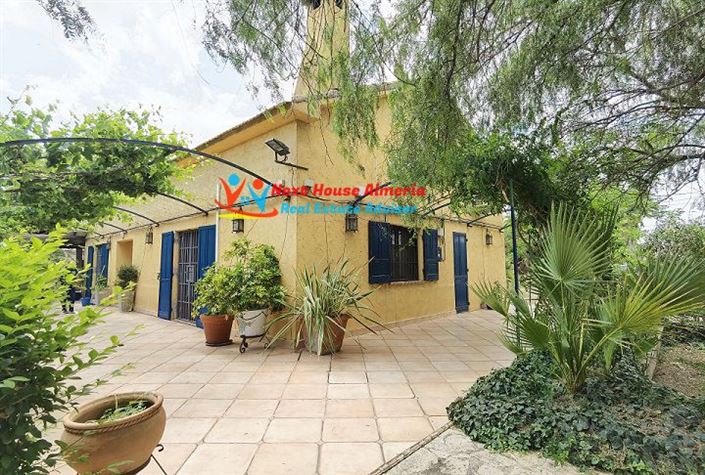 Image No.21-3 Bed Country House for sale