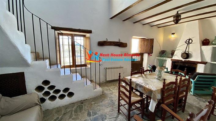Image No.23-8 Bed Country House for sale