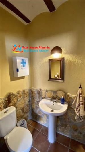 Image No.33-8 Bed Country House for sale