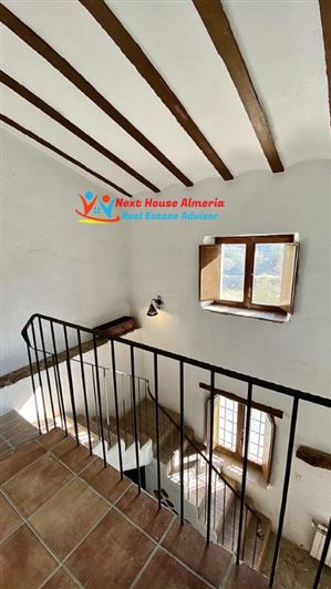 Image No.34-8 Bed Country House for sale