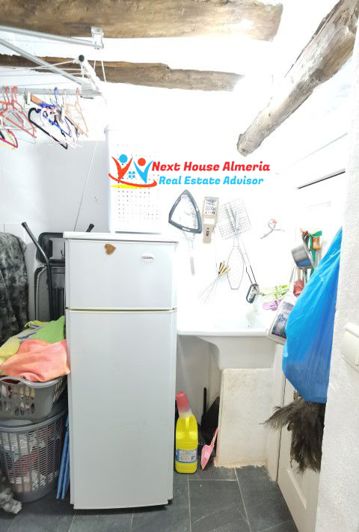 Image No.14-3 Bed Country House for sale