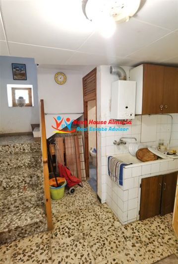 Image No.15-3 Bed Townhouse for sale