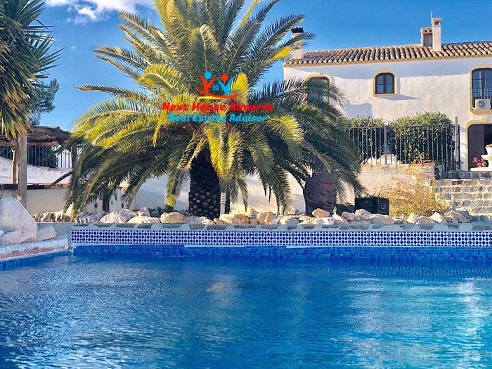 Image No.4-7 Bed Country House for sale