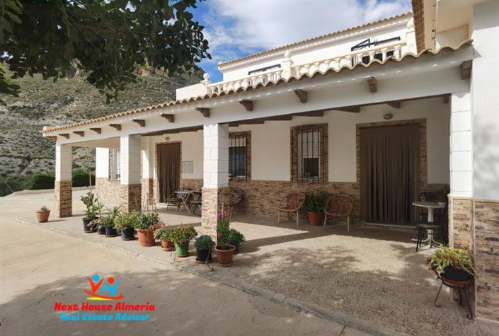 Image No.12-8 Bed Country House for sale