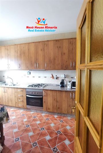 Image No.23-8 Bed Country House for sale