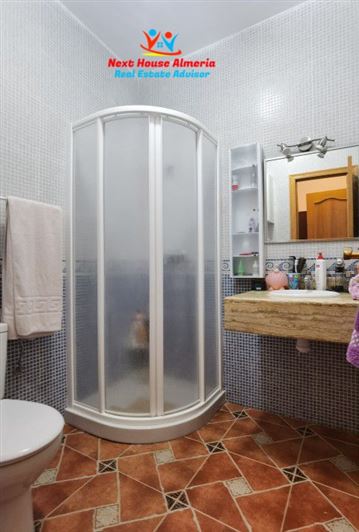 Image No.33-8 Bed Country House for sale