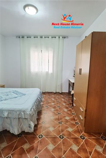 Image No.36-8 Bed Country House for sale