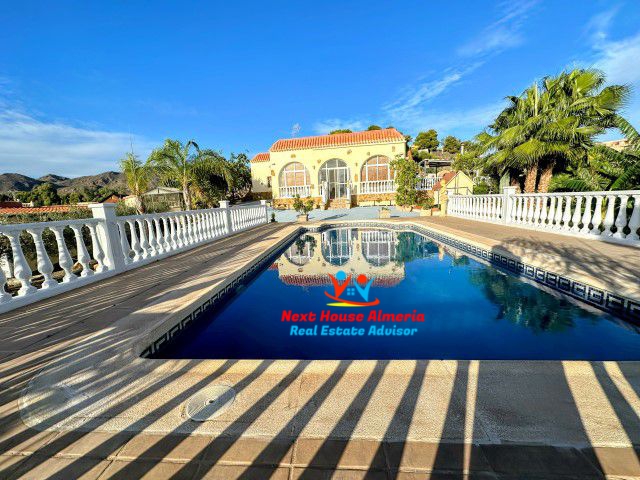 Image No.2-3 Bed Country House for sale