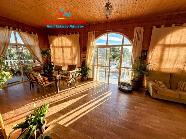 Image No.26-3 Bed Country House for sale