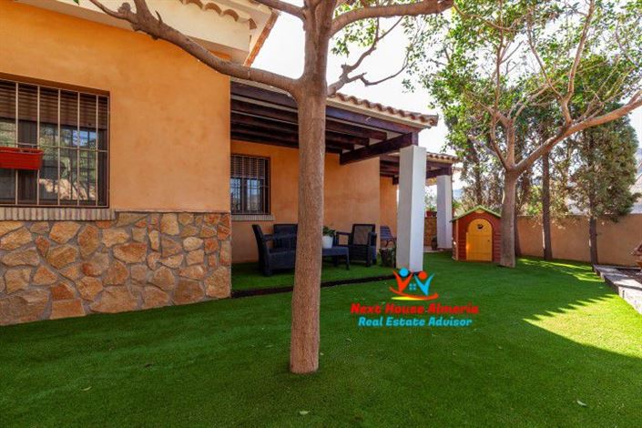 Image No.10-4 Bed Villa for sale