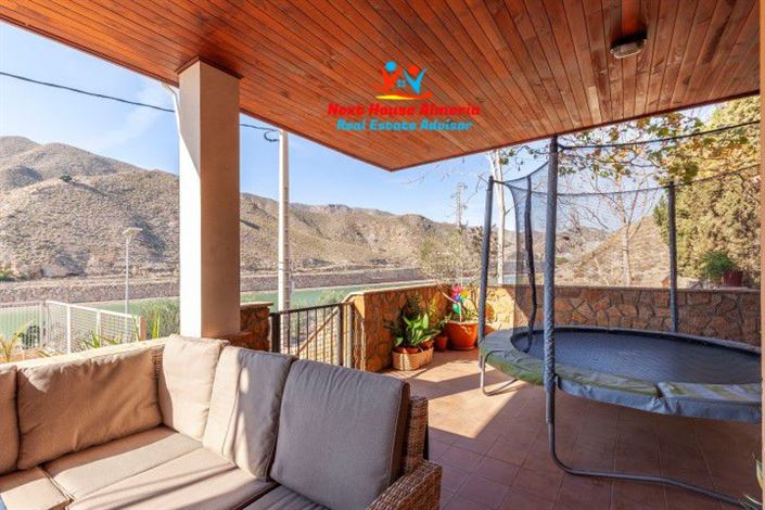 Image No.15-4 Bed Villa for sale