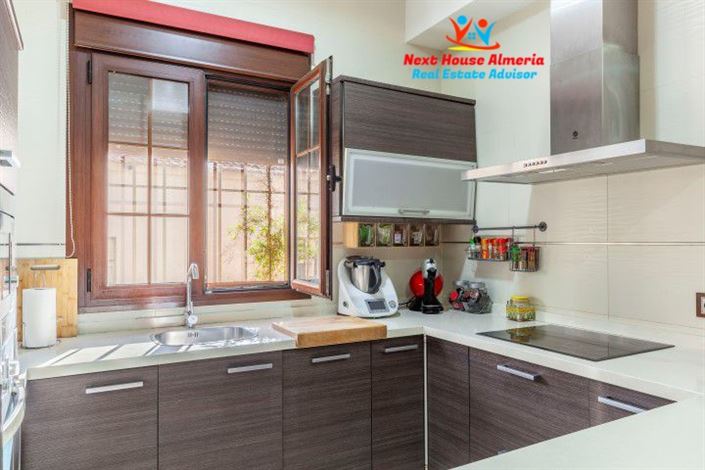 Image No.24-4 Bed Villa for sale