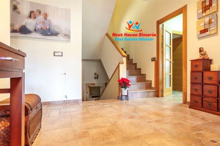 Image No.45-4 Bed Villa for sale