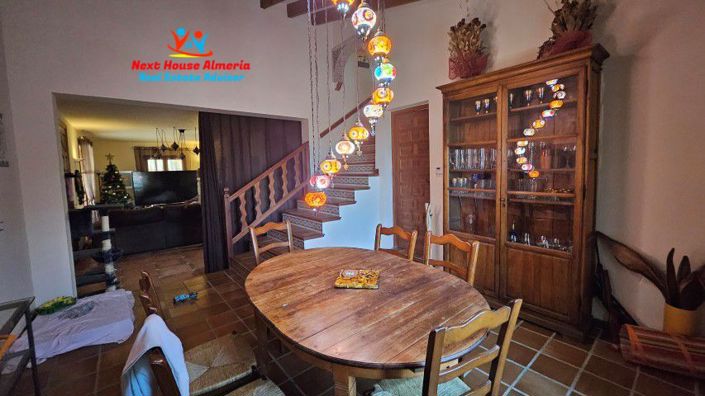 Image No.28-4 Bed Villa for sale