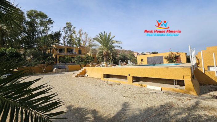 Image No.5-4 Bed Villa for sale