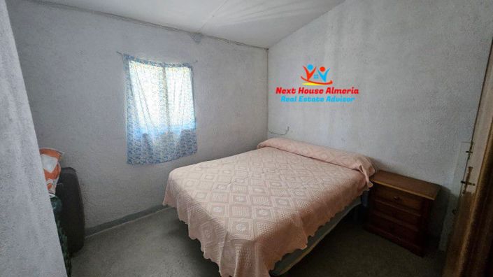 Image No.9-6 Bed Country House for sale