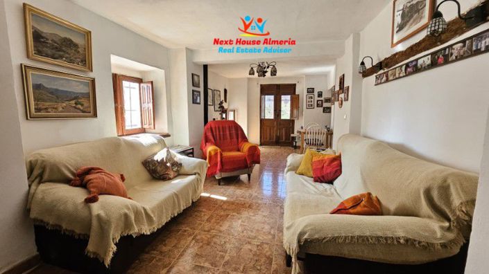 Image No.23-3 Bed Country House for sale