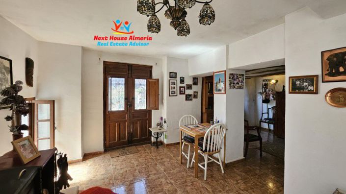 Image No.24-3 Bed Country House for sale