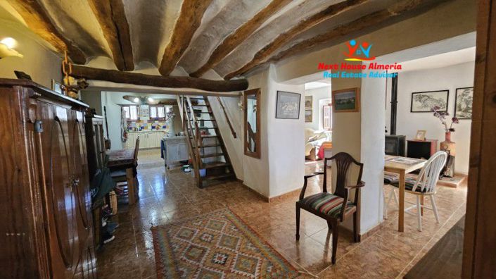 Image No.30-3 Bed Country House for sale