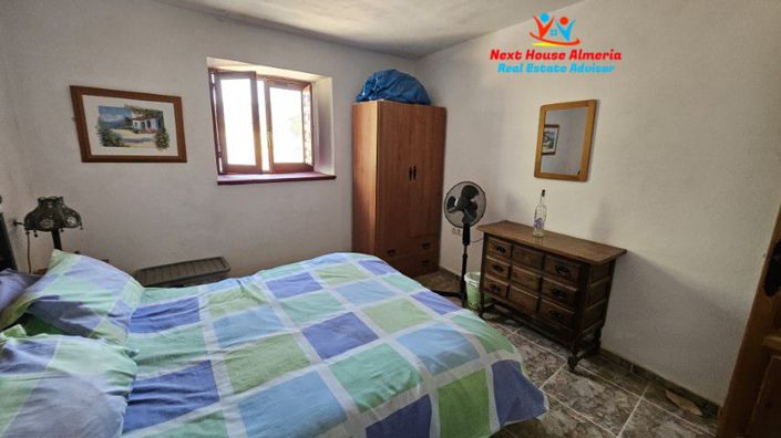 Image No.33-3 Bed Country House for sale