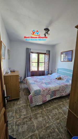 Image No.36-3 Bed Country House for sale