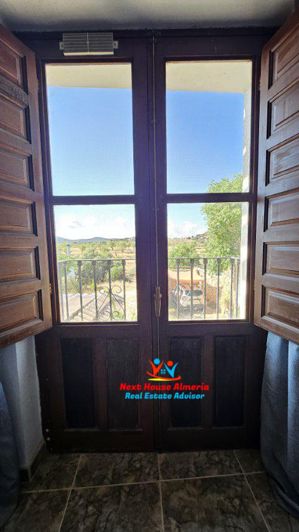 Image No.38-3 Bed Country House for sale