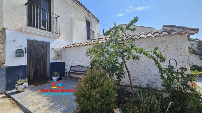 Image No.5-3 Bed Country House for sale