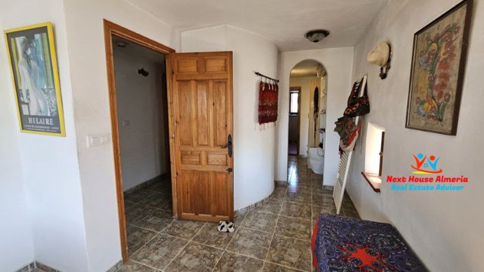 Image No.45-3 Bed Country House for sale