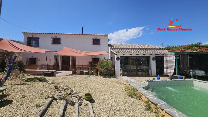 Image No.6-3 Bed Country House for sale