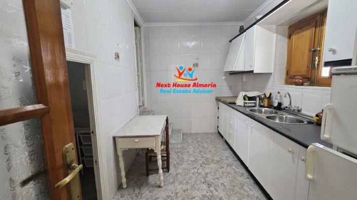 Image No.10-5 Bed Country House for sale