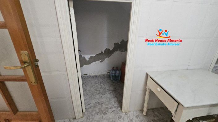 Image No.11-5 Bed Country House for sale