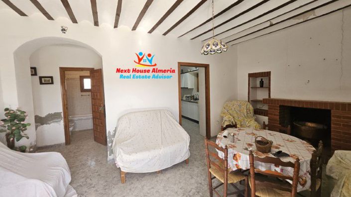 Image No.7-5 Bed Country House for sale