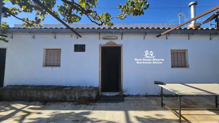 Image No.12-3 Bed Country House for sale