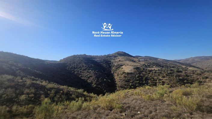 Image No.3-3 Bed Country House for sale