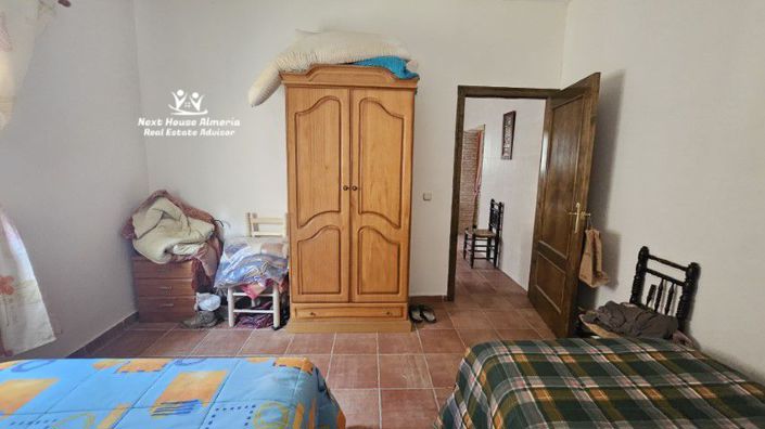 Image No.22-3 Bed Country House for sale