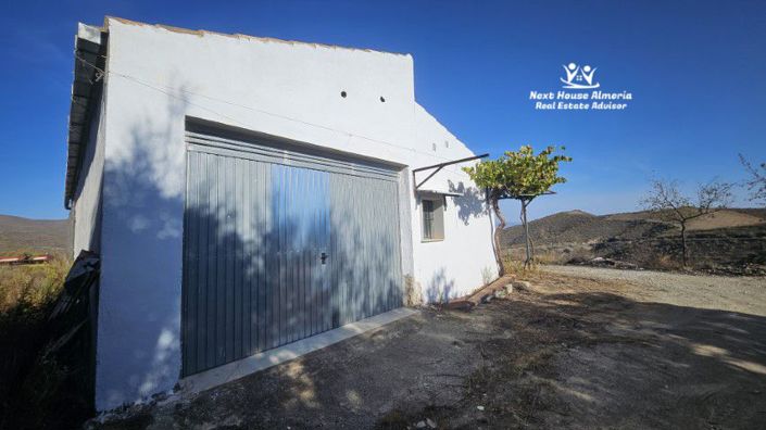 Image No.51-3 Bed Country House for sale