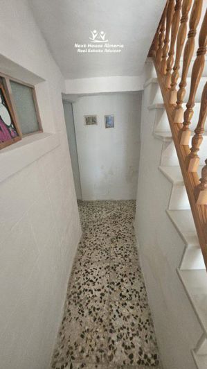 Image No.19-5 Bed Townhouse for sale