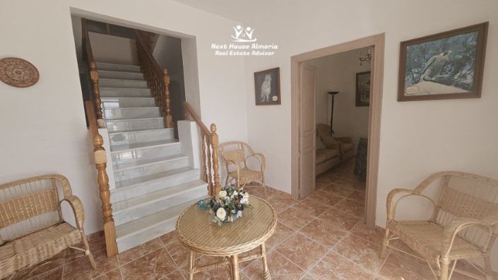 Image No.9-5 Bed Townhouse for sale