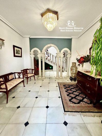 Image No.5-4 Bed Villa for sale