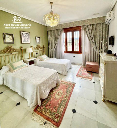 Image No.42-4 Bed Villa for sale