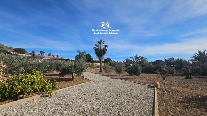 Image No.16-3 Bed Country House for sale