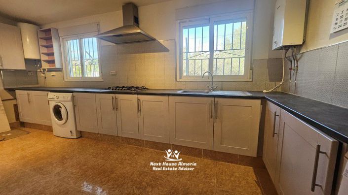 Image No.35-3 Bed Country House for sale