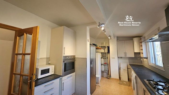 Image No.36-3 Bed Country House for sale