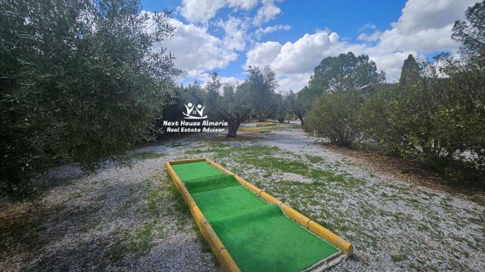 Image No.12-18 Bed Country House for sale